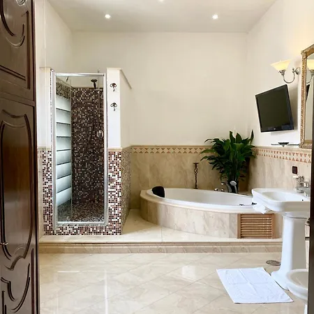 Matrimoniale Con Idromassaggio نابولي