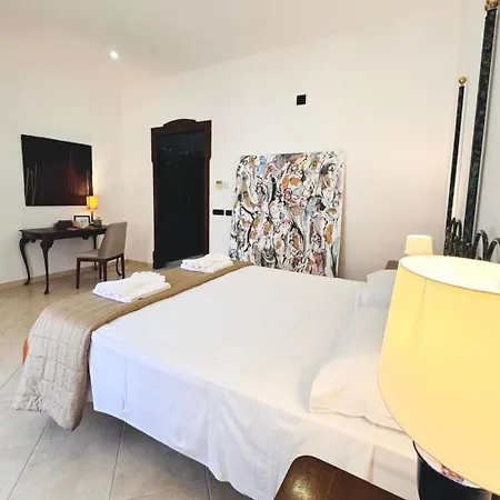 Matrimoniale Con Idromassaggio Неаполь