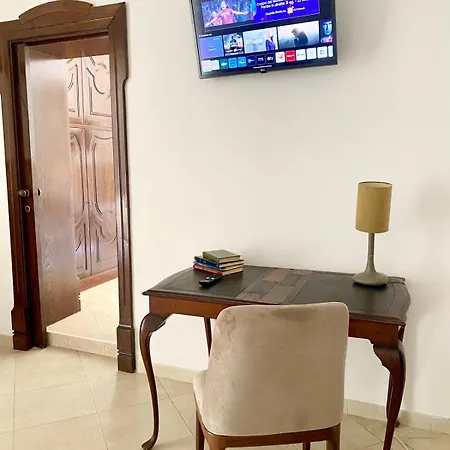 بيت ضيافة Matrimoniale Con Idromassaggio 4*